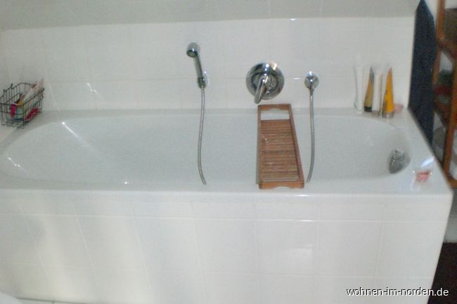 Badewanne Mehrfamilienhaus Kiel / Wik
