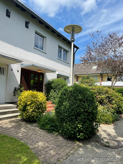 Vorderansicht Reihenendhaus Kronshagen