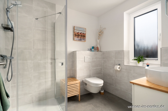 Gste-WC mit Dusche Einfamilienhaus Horst (Holstein)