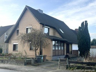 Hauptbild Preetz- Gro�z�giges und solides Einfamilienhaus mit vielseitig nutzbarem Anbau