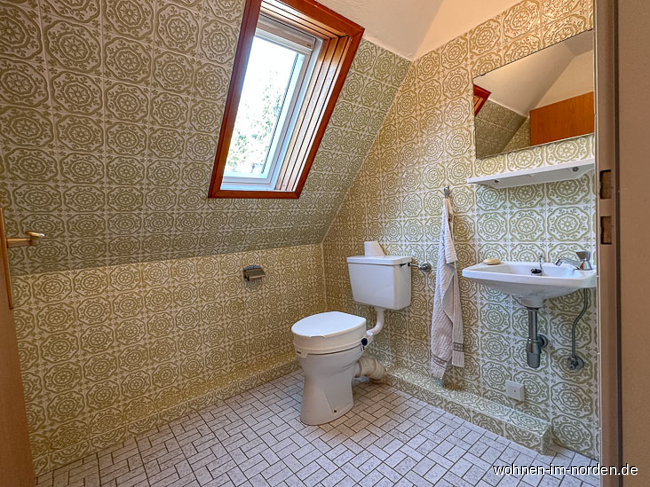 WC Obergeschoss Einfamilienhaus Schwentinental