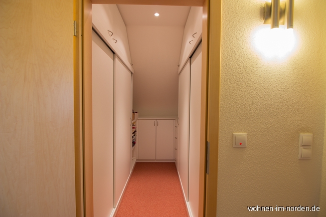 begehbarer Kleiderschrank Einfamilienhaus Nettelsee