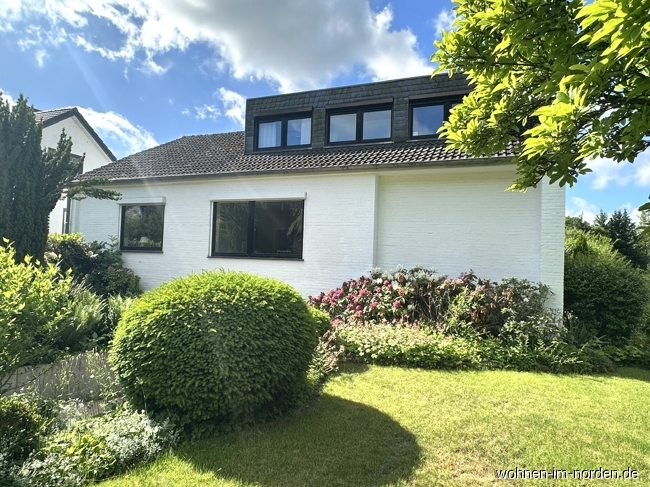 Stra�enansicht Einfamilienhaus Altenholz