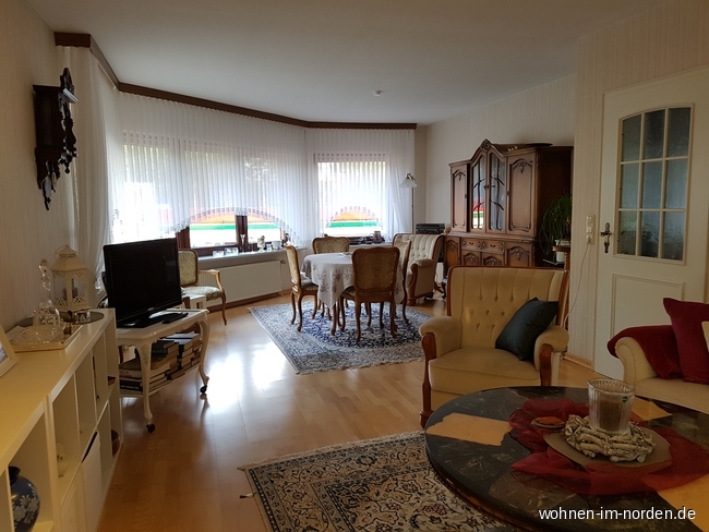1. OG Wohnzimmer Zweifamilienhaus Burg (Dithmarschen)
