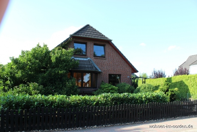 Straenansicht Einfamilienhaus Tostedt / Todtglsingen