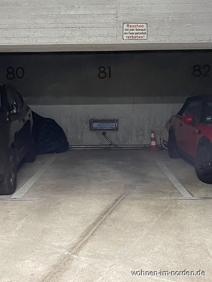 Stellplatz in der Tiefgarage Maisonettewohnung Hamburg / Schnelsen