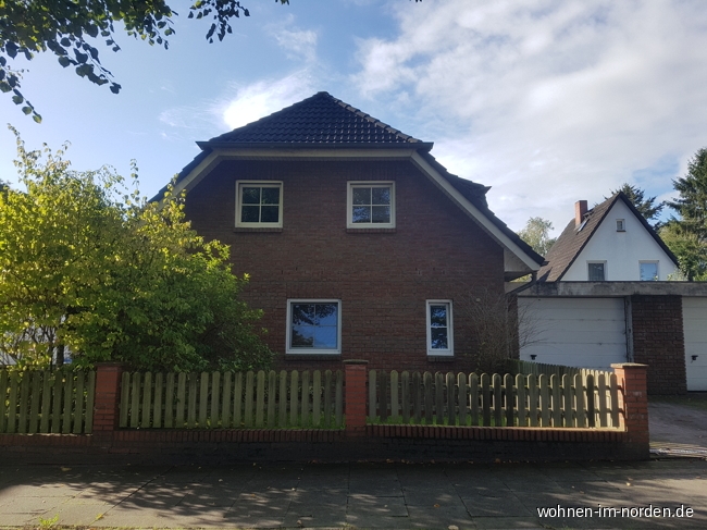 Straensansicht Einfamilienhaus Kiel / Hassee