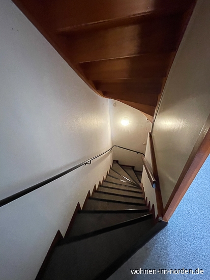 Treppenhaus zum Keller Reihenmittelhaus Neu Wulmstorf