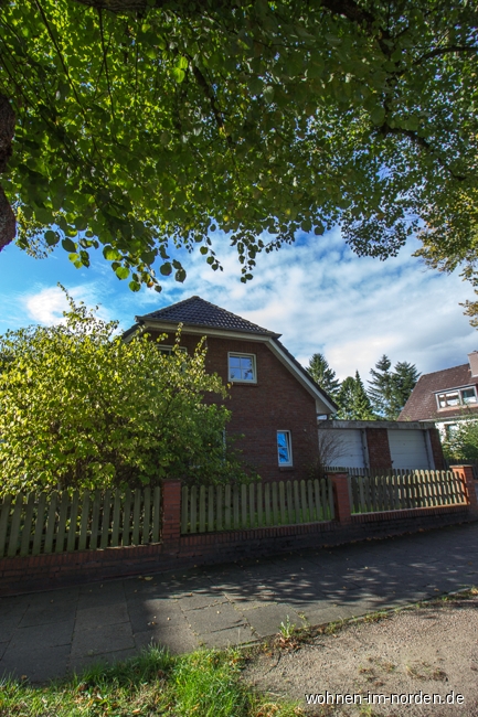 Straenansicht Einfamilienhaus Kiel / Hassee