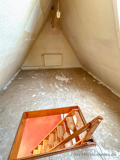 oberer Dachboden Reihenmittelhaus Kiel