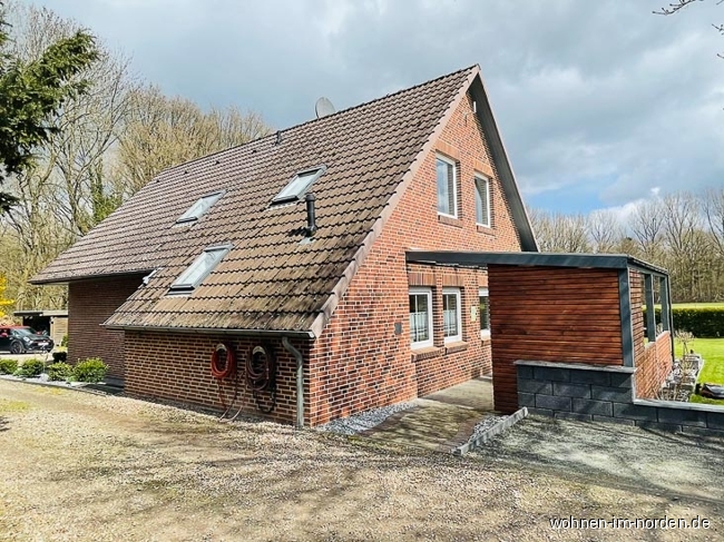 Hausansicht seitlich Einfamilienhaus Regesbostel