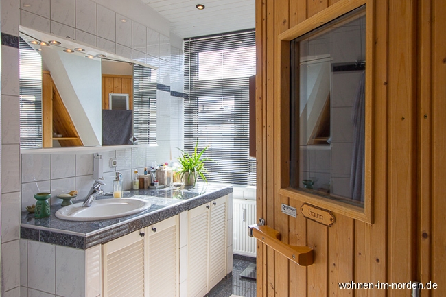 Bad mit Sauna Penthousewohnung Kiel / Blcherplatz