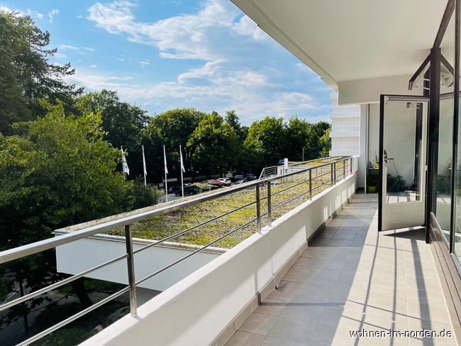 Loggia Westseite Etagenwohnung Kiel / Dsternbrook