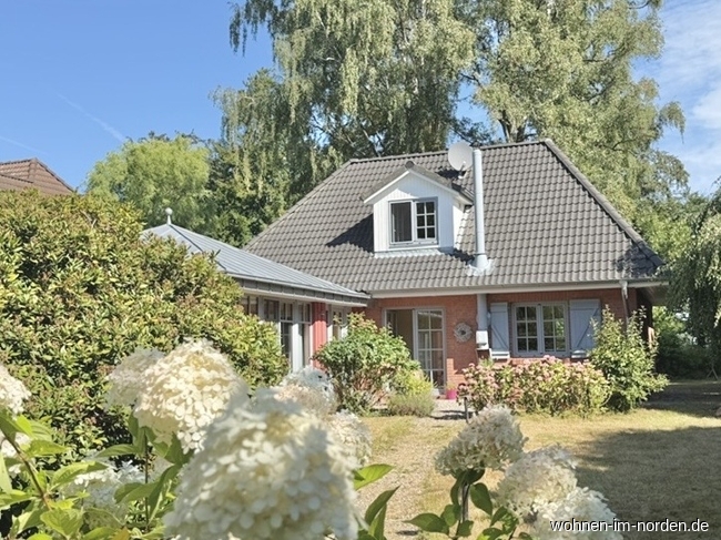  Hohwacht Einfamilienhaus Hohwacht: Modernes Einfamilienhaus mit zauberhaftem Grundst�ck in allerbester Lage