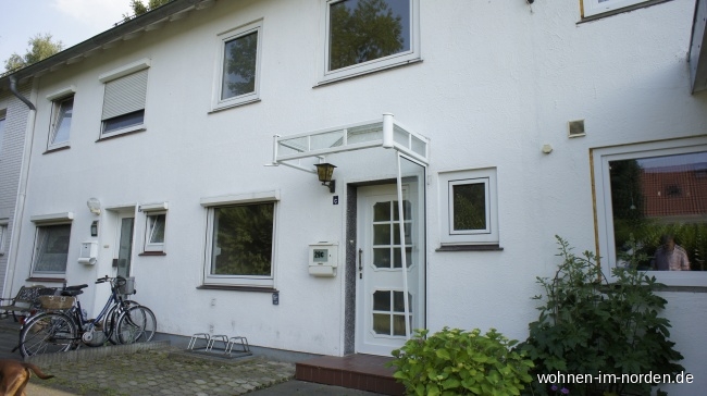 Aussenansicht Hamburg / Neugraben-Fischbek Reihenmittelhaus Verkauft - Gepflegtes Reihenmittelhaus in guter Lage