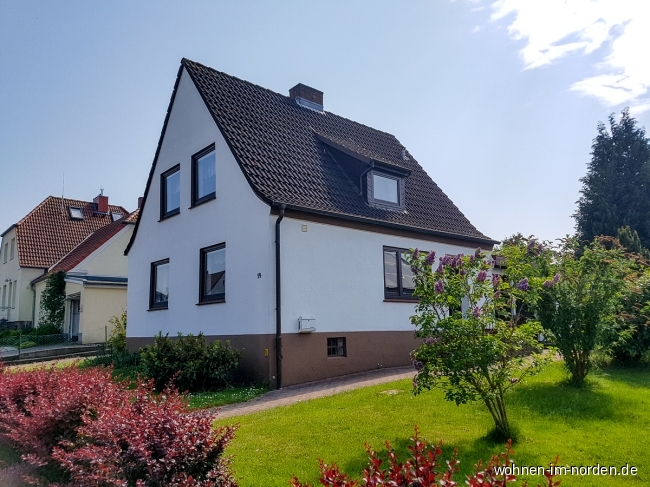 Straenansicht Einfamilienhaus Laboe