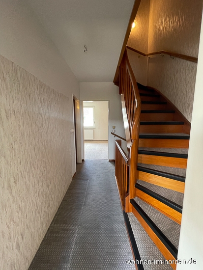 Treppenhaus ins DG Reihenmittelhaus Neu Wulmstorf
