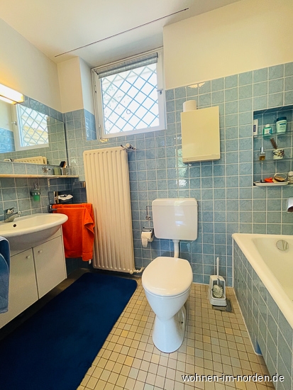 Bad Einfamilienhaus Hamburg / Rissen