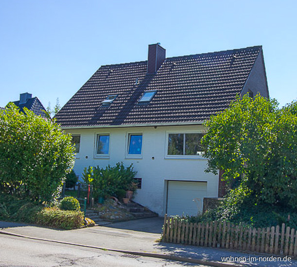  Kiel / Elmschenhagen Einfamilienhaus Kiel-Elmschenhagen: Fertig zum Einziehen- gerumiges Haus sucht seine neue Familie