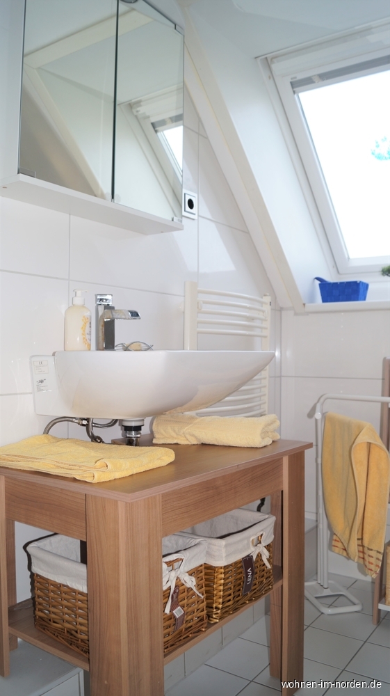 Badezimmer im Obergeschoss rechts Einfamilienhaus Bad Bramstedt