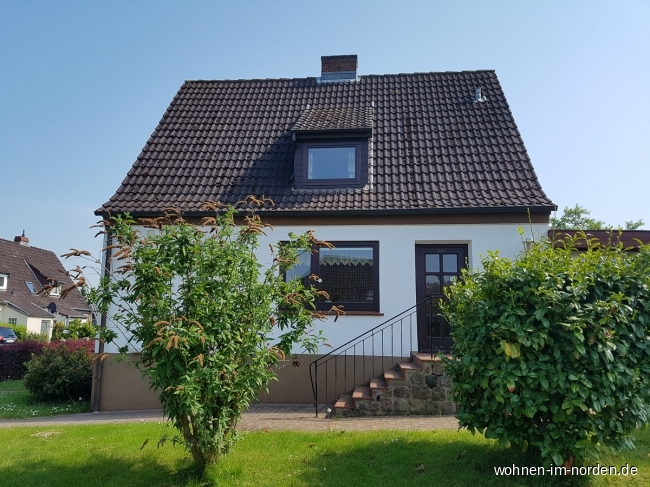  Laboe Einfamilienhaus Einfamilienhaus mit Renovierungsbedarf in schner Lage von Laboe