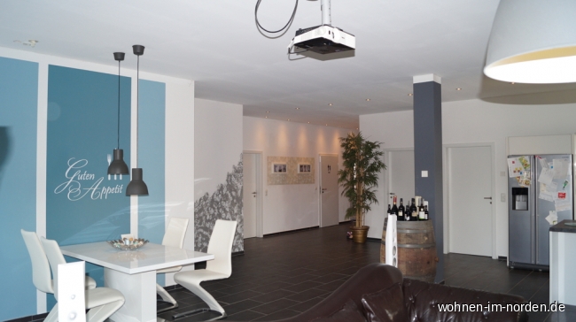 Essecke und Diele Dachgeschosswohnung Barmstedt